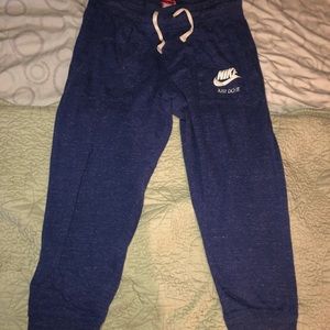 Nike sweat capris